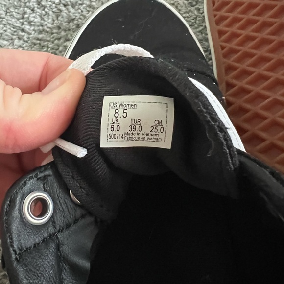 Vans Black and White Sneakers - Picture 7 of 7